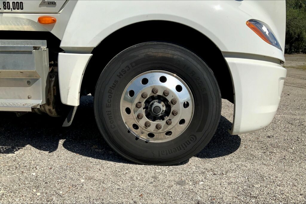 2023 INT LT625 6×4 Sleeper