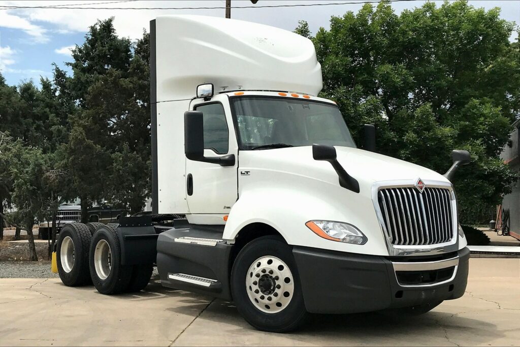 2021 INT LT625 6×4 Day Cab