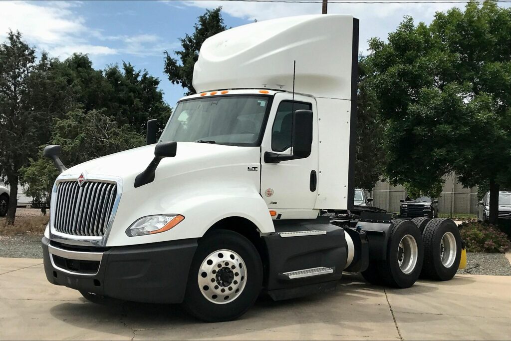 2021 INT LT625 6×4 Day Cab