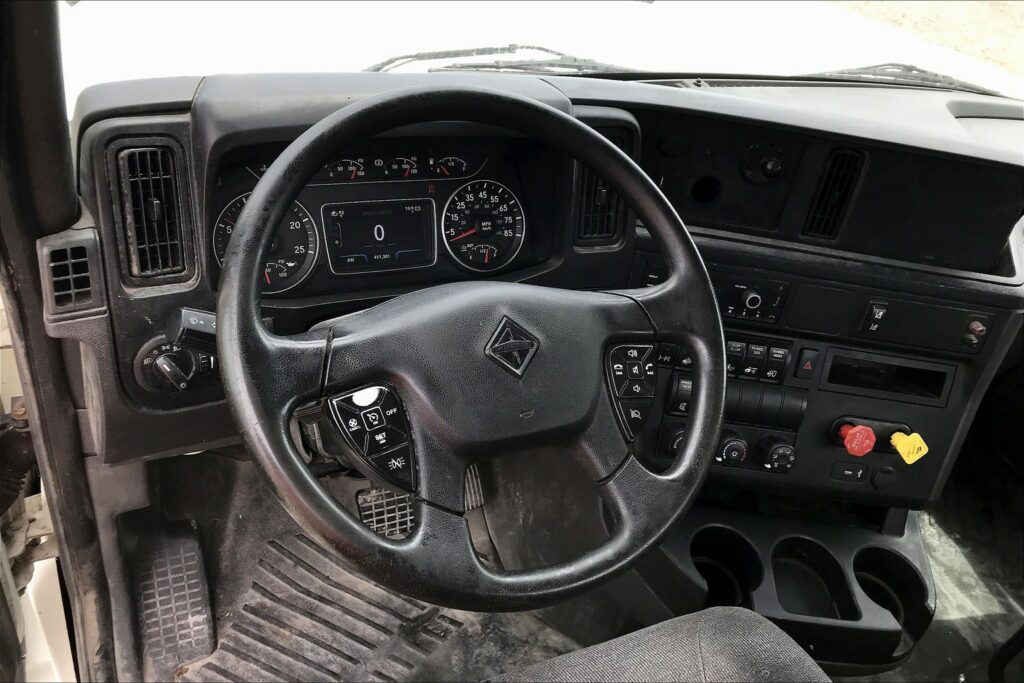 2021 INT LT625 6×4 Day Cab