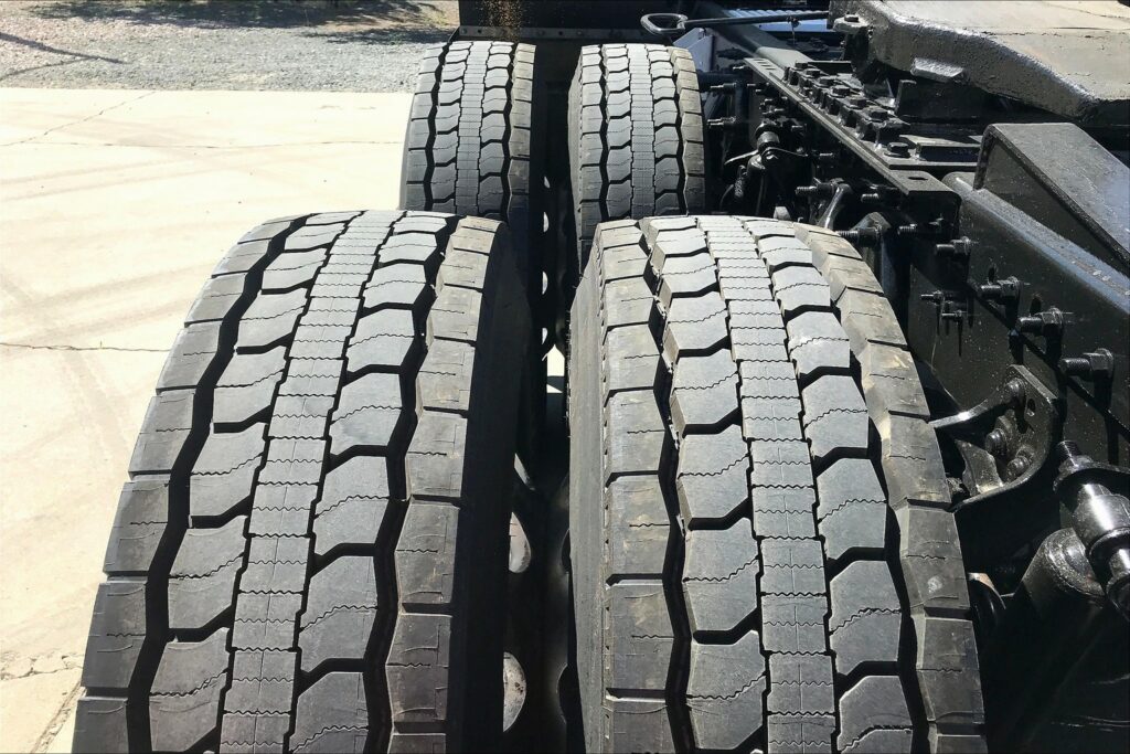 2022 INT LT625 6×4 Sleeper