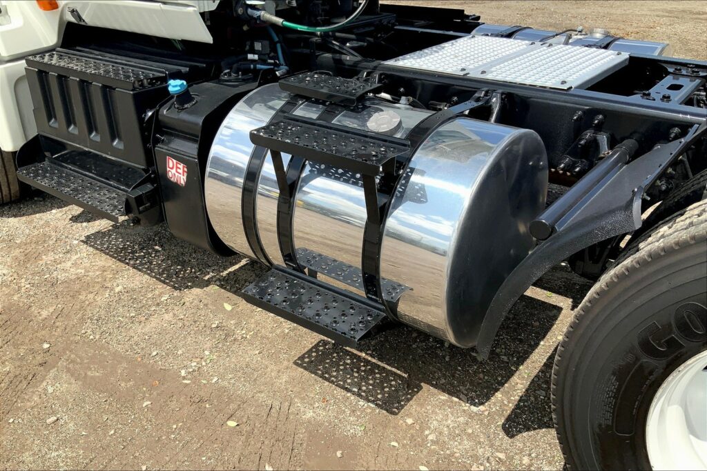 2018 INT LT625 6×4 Day Cab