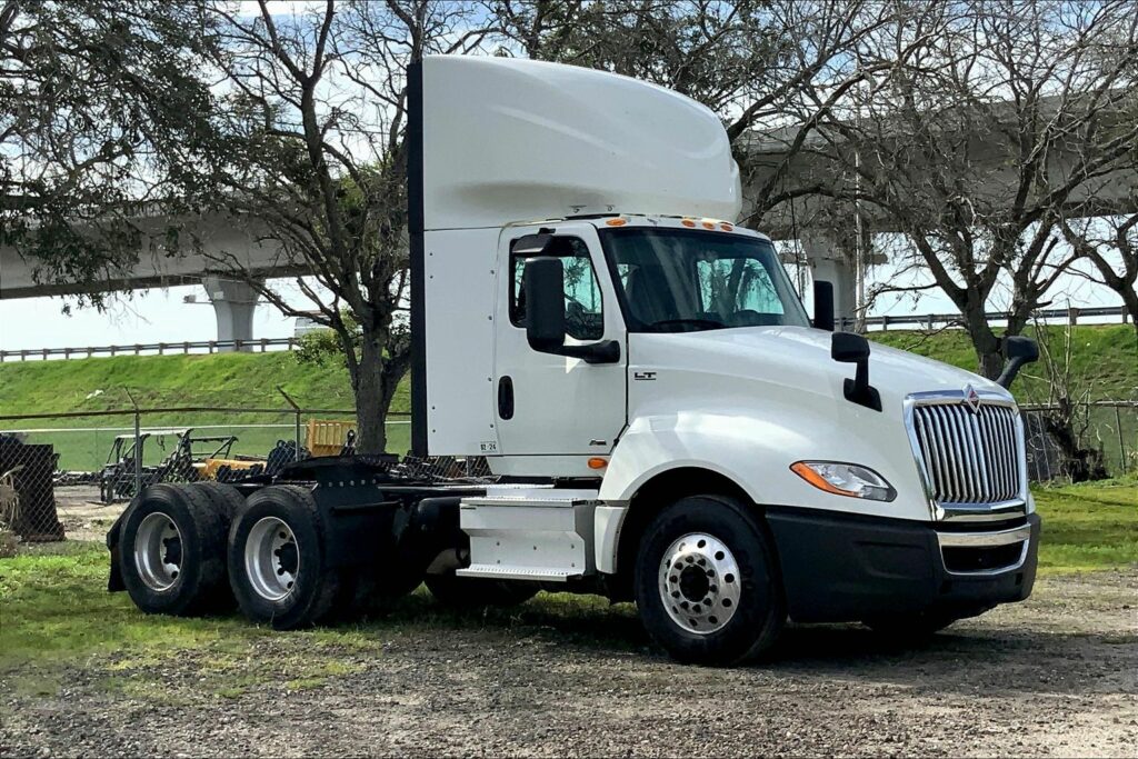 2020 INT LT625 6×4 Day Cab