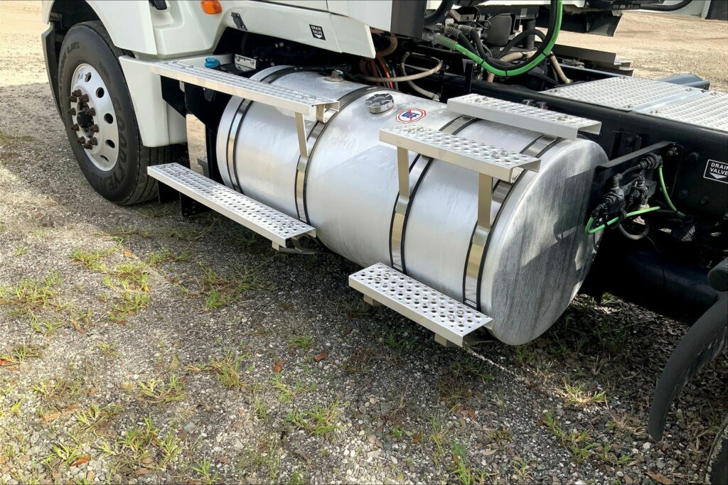 2020 INT LT625 6×4 Day Cab