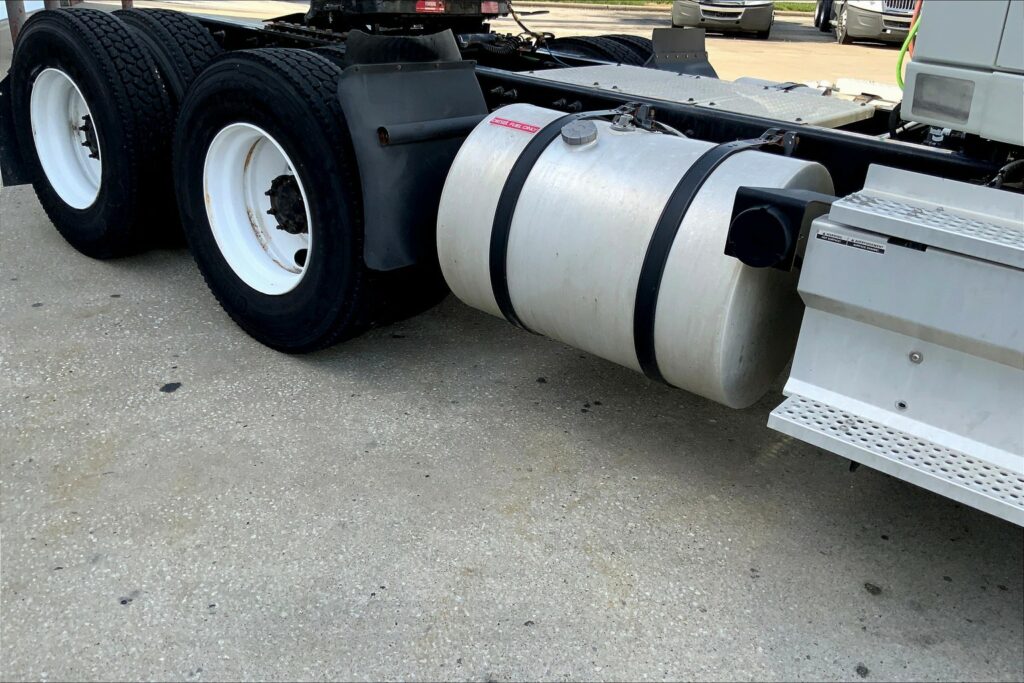 2019 INT LT625 6×4 Day Cab