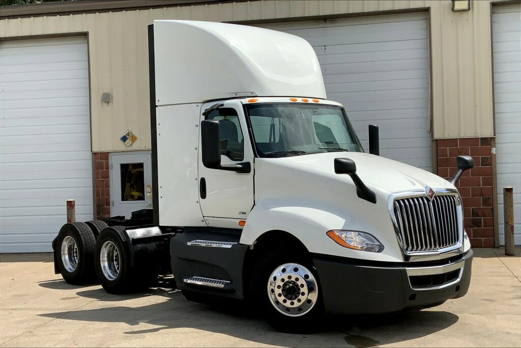 2021 INT LT625 6×4 Day Cab