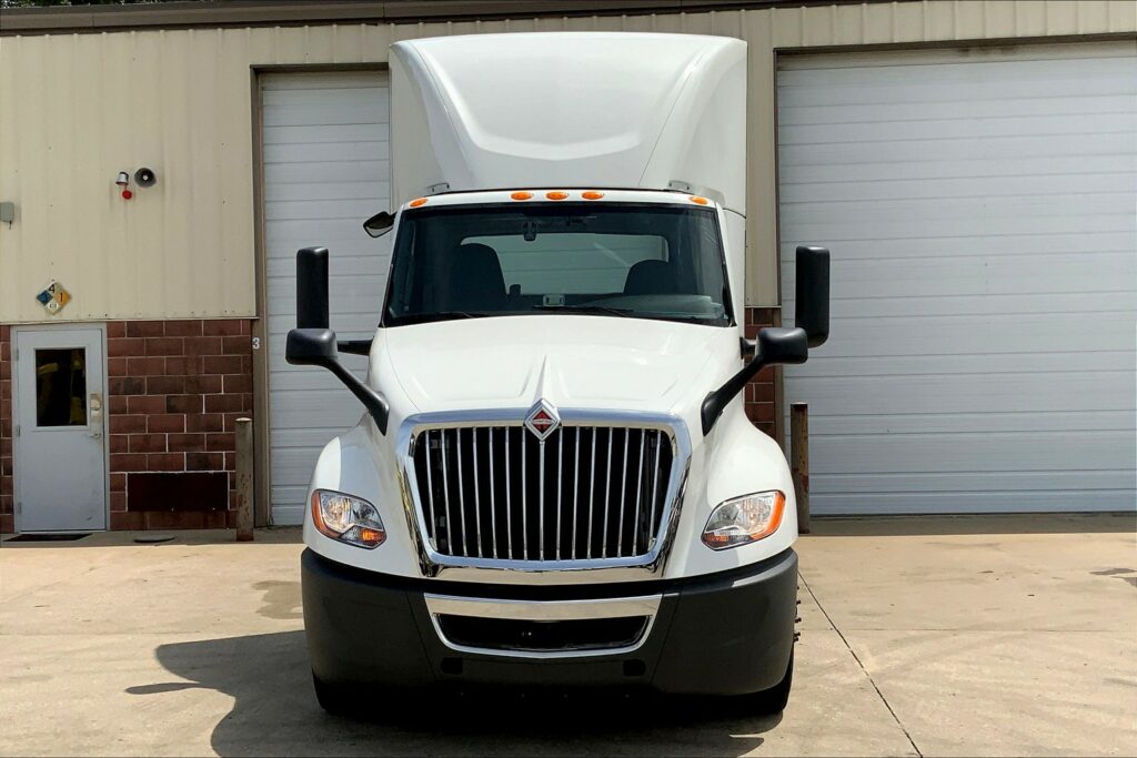 2021 INT LT625 6×4 Day Cab