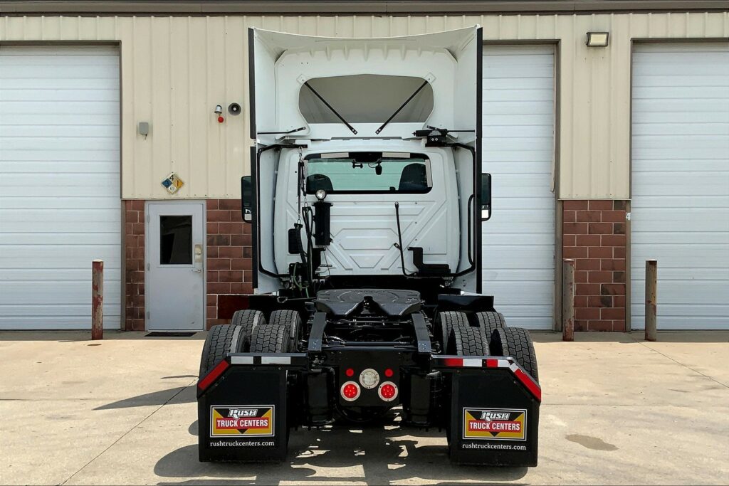 2021 INT LT625 6×4 Day Cab