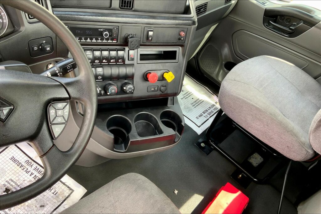 2021 INT LT625 6×4 Day Cab