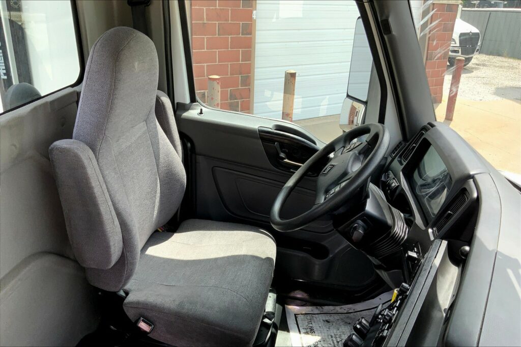 2021 INT LT625 6×4 Day Cab