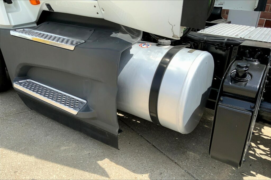 2021 INT LT625 6×4 Day Cab