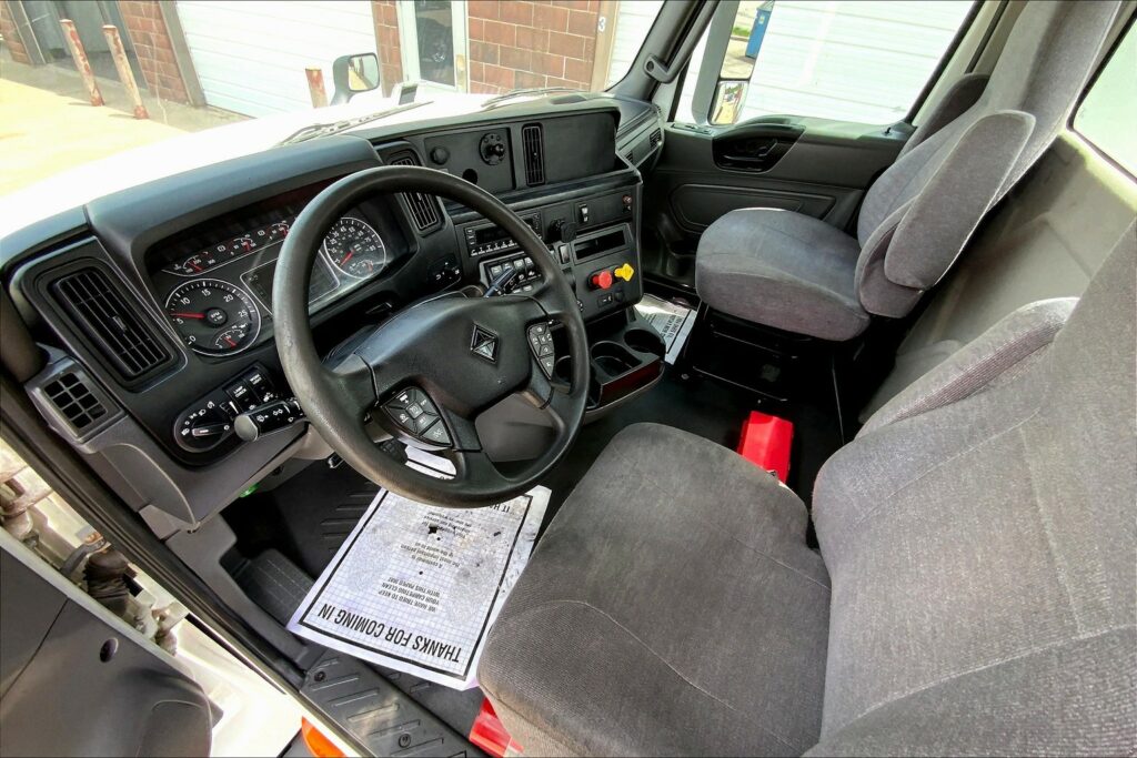 2021 INT LT625 6×4 Day Cab
