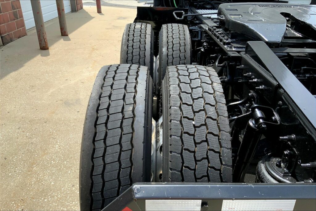 2021 INT LT625 6×4 Day Cab