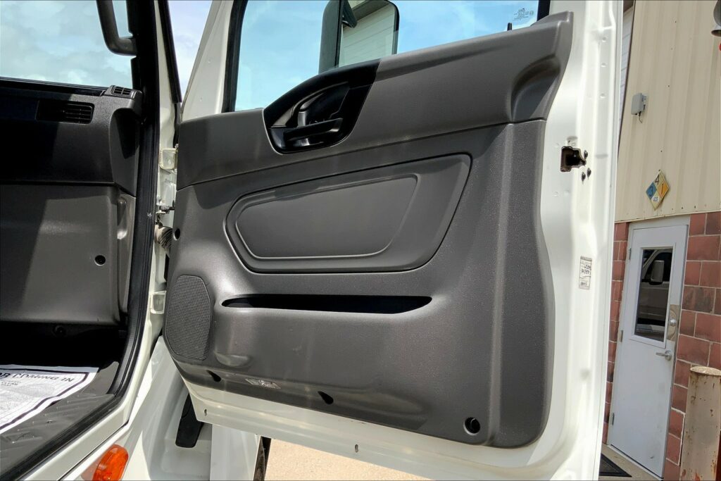 2021 INT LT625 6×4 Day Cab