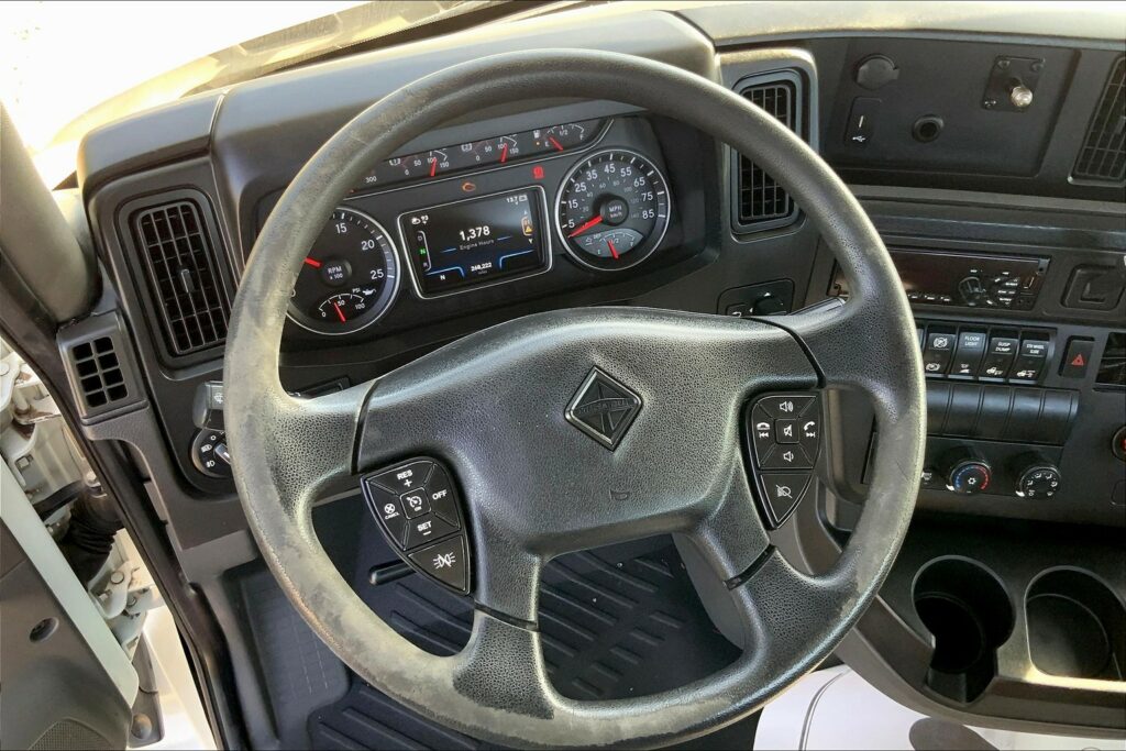 2018 INT LT625 6×4 Day Cab