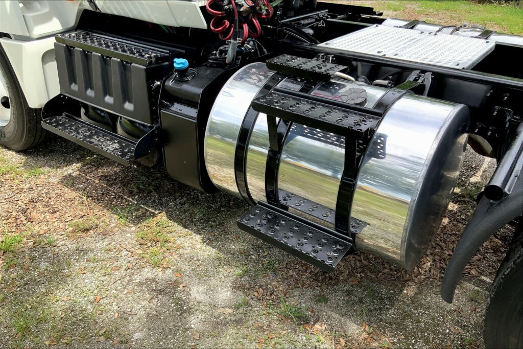 2018 INT LT625 6×4 Day Cab