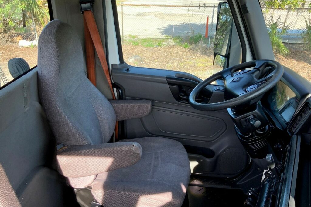 2018 INT LT625 6×4 Day Cab