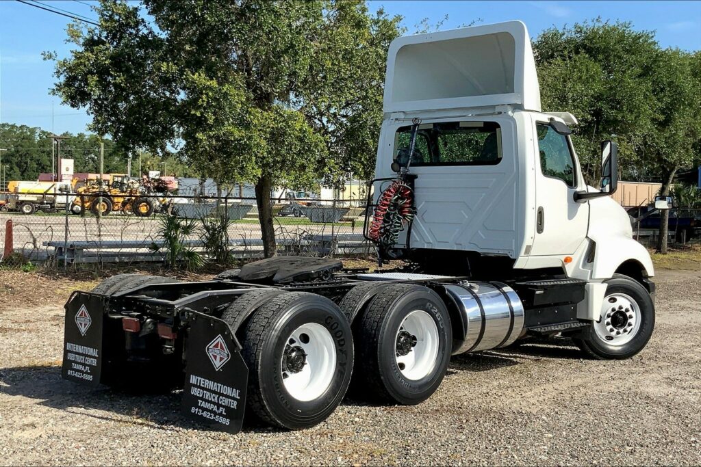 2018 INT LT625 6×4 Day Cab