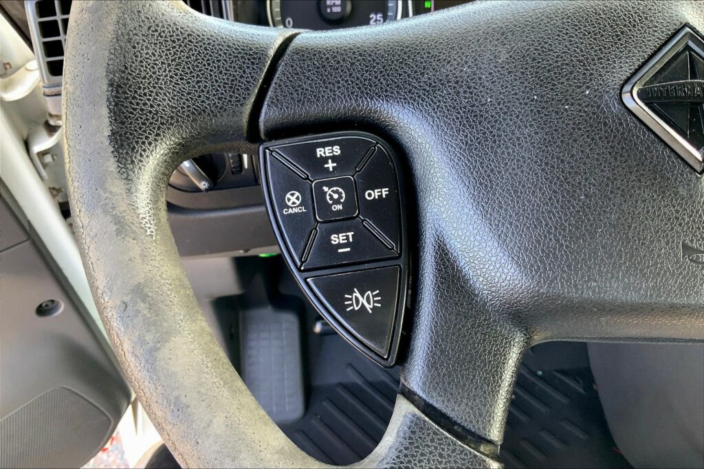 2018 INT LT625 6×4 Day Cab