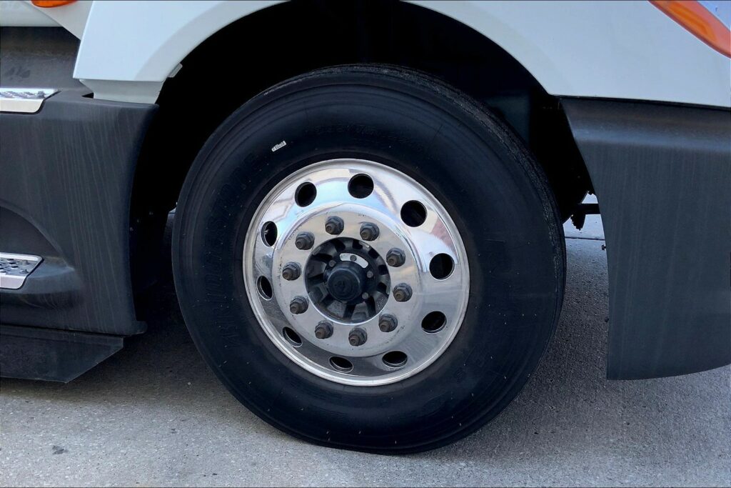 2021 INT LT625 6×4 Sleeper