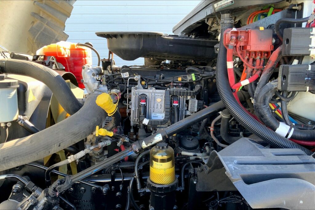 2021 INT LT625 6×4 Sleeper