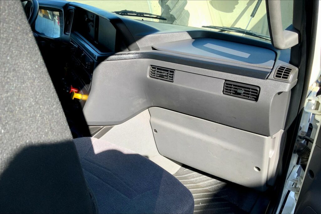 2021 INT LT625 6×4 Sleeper