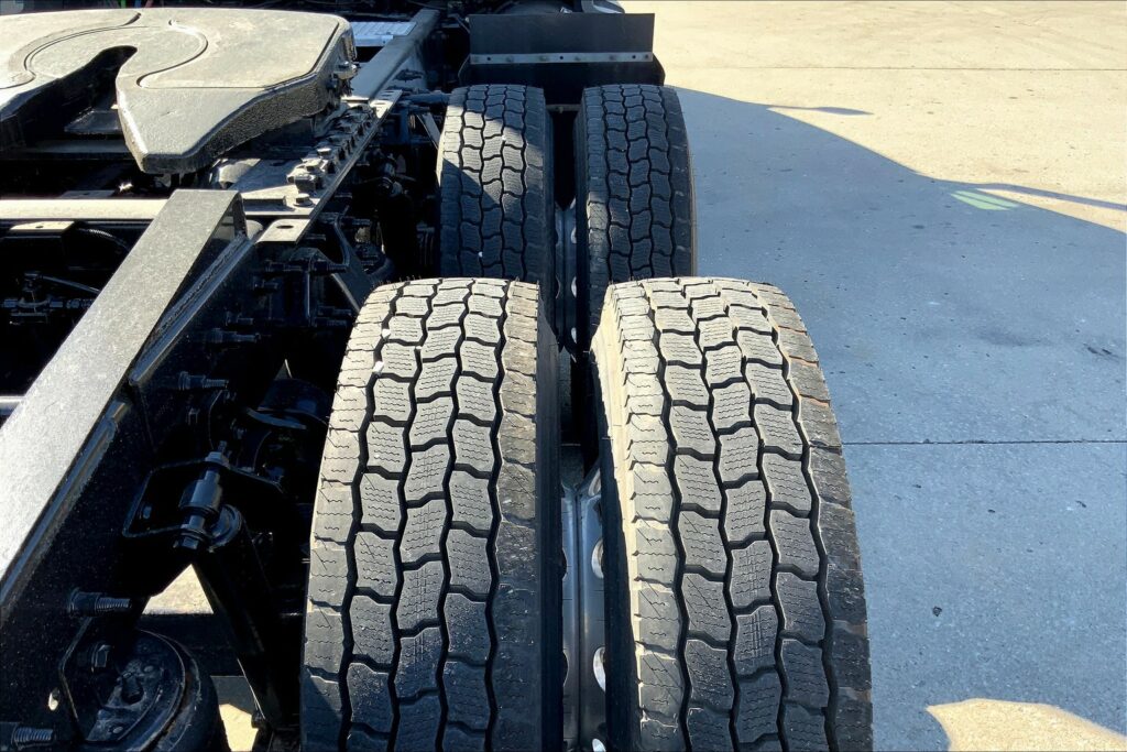 2021 INT LT625 6×4 Sleeper