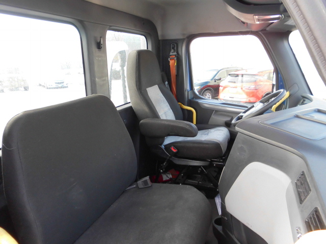 2021 Freightliner Day Cab