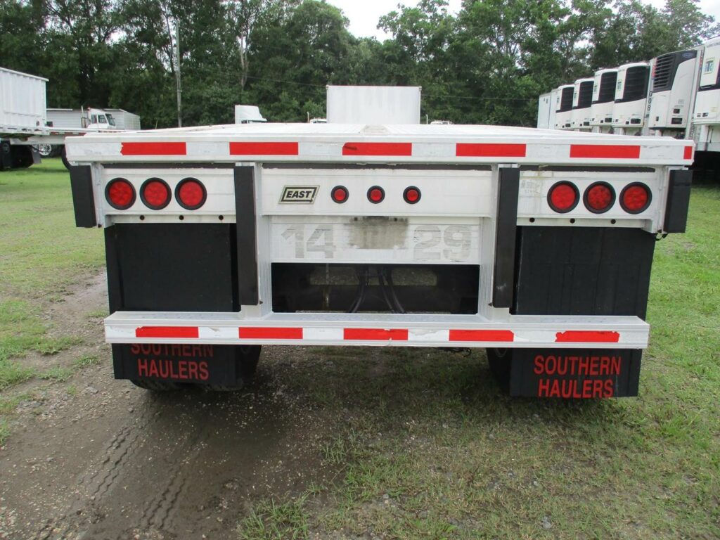 2016 East 48X102 ALUMINUM FLATBED WITH LIFT AXLE