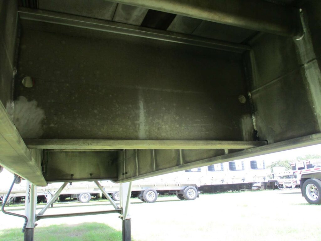 2015 East 48X102 ALUMINUM FLATBED WITH LIFT AXLE