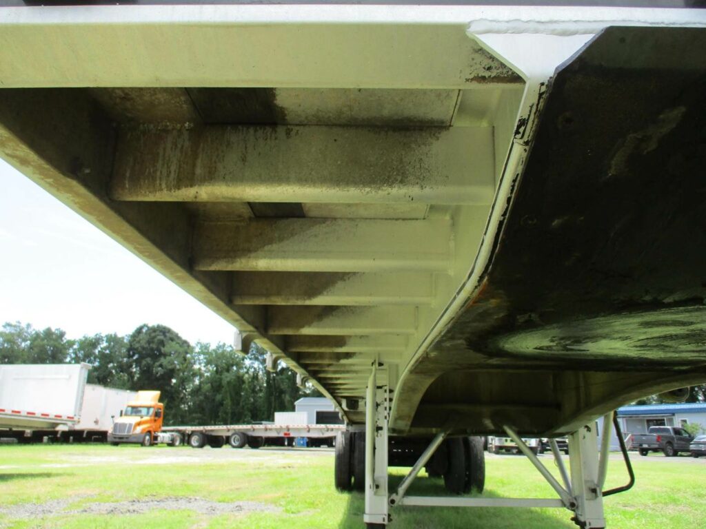 2015 East 48X102 ALUMINUM FLATBED WITH LIFT AXLE