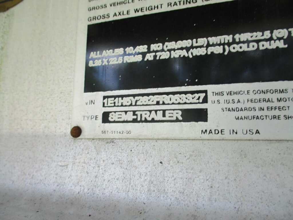 2015 East 48X102 ALUMINUM FLATBED WITH LIFT AXLE