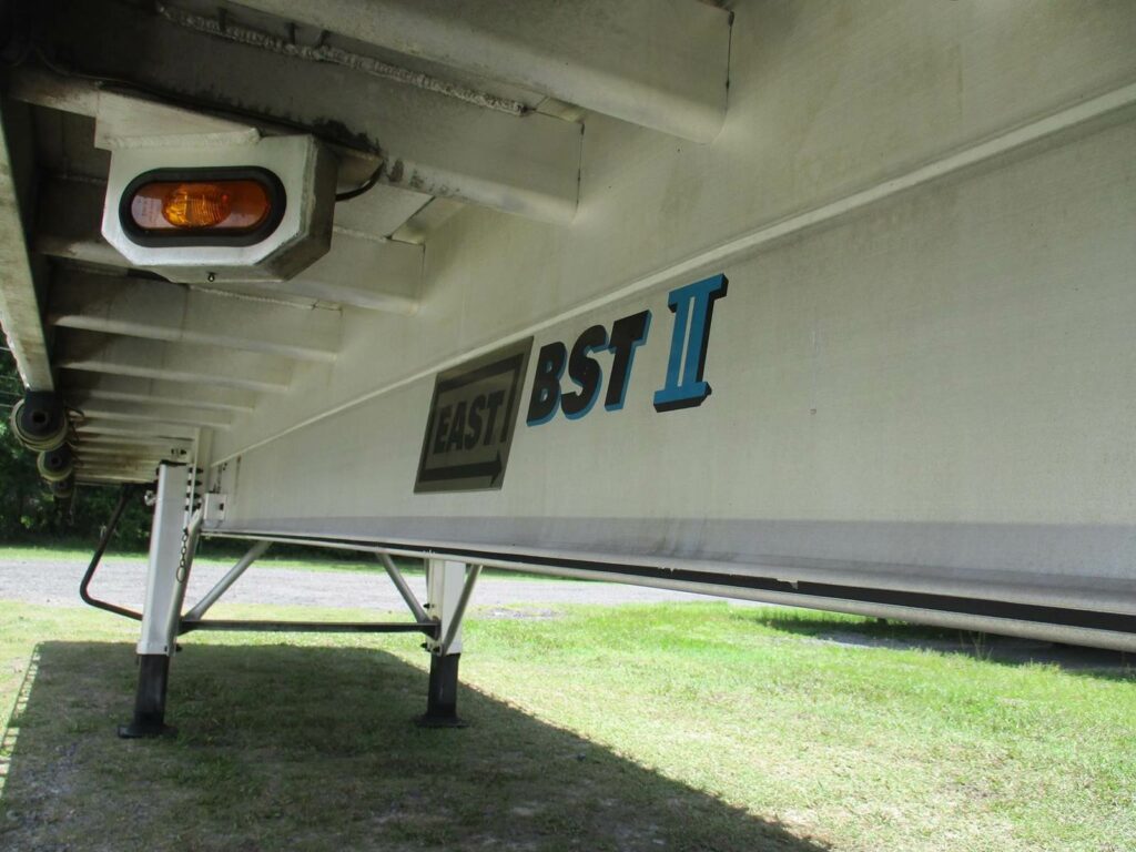 2016 East 48X102 ALUMINUM SPREAD AXLE WITH LIFT AXLE