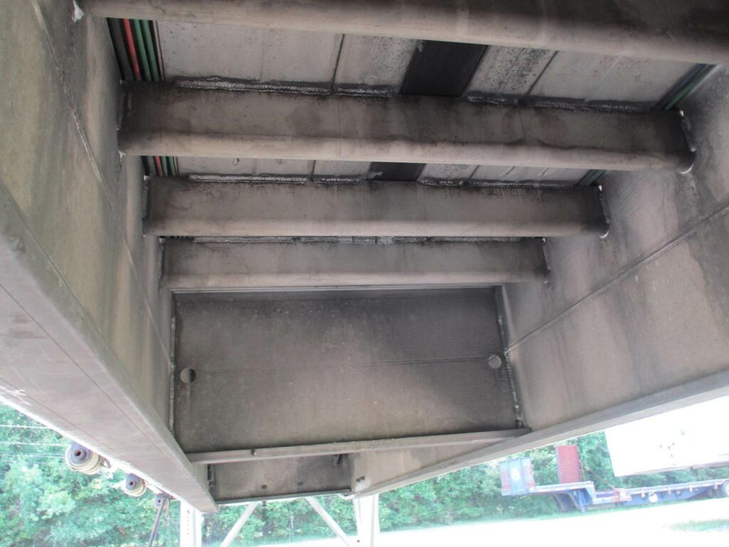 2016 East 48X102 ALUMINUM SPREAD AXLE WITH LIFT AXLE