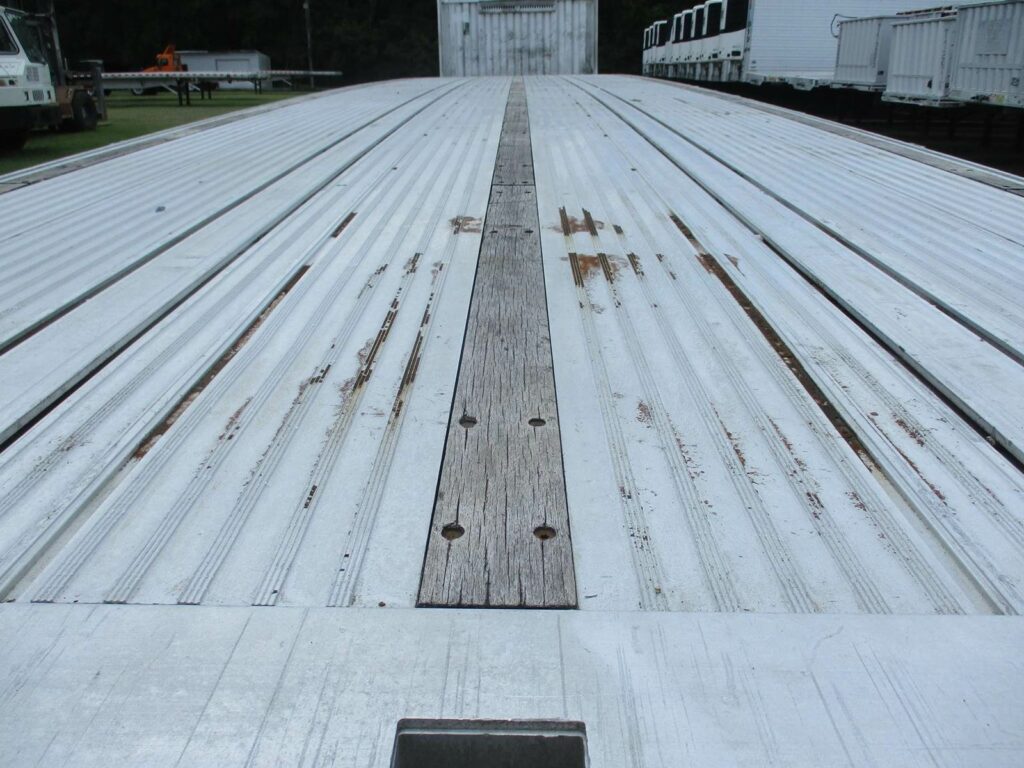 2014 Reitnouer 48X102 ALUMINUM SPREAD AXLE BIG BUBBA