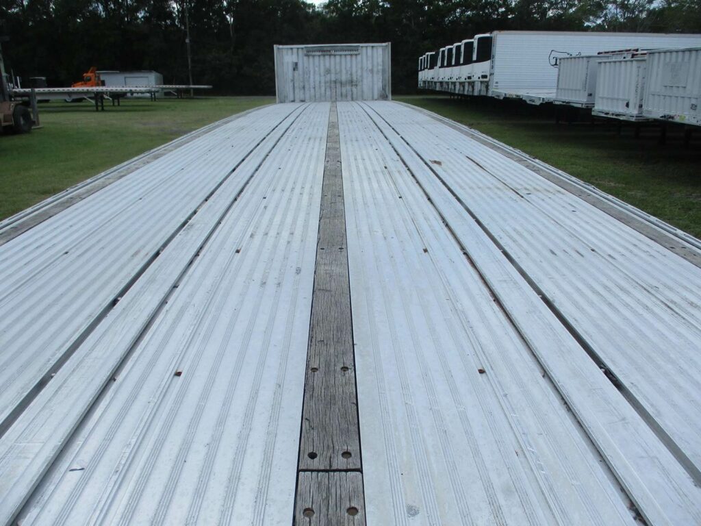 2014 Reitnouer 48X102 ALUMINUM SPREAD AXLE BIG BUBBA