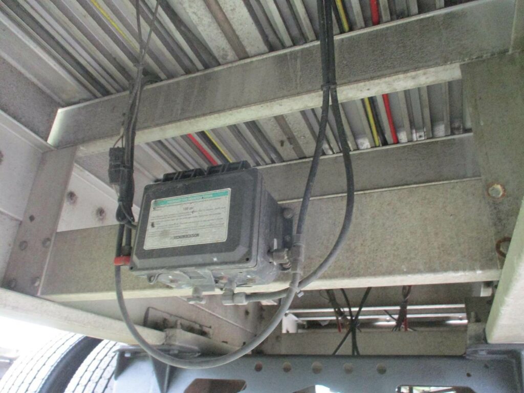 2014 Reitnouer 48X102 ALUMINUM SPREAD AXLE BIG BUBBA