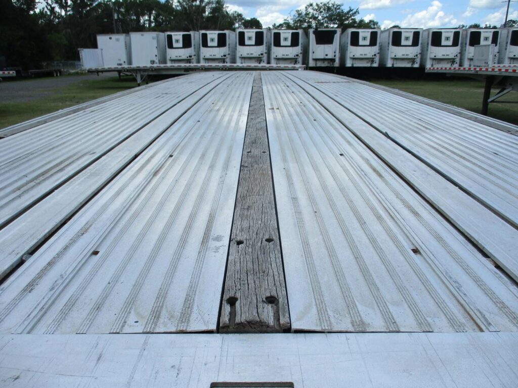 2014 Reitnouer 48X102 ALUMINUM SPREAD AXLE BIG BUBBA