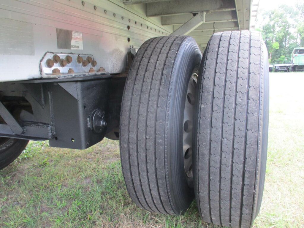 2014 Reitnouer 48X102 ALUMINUM SPREAD AXLE BIG BUBBA