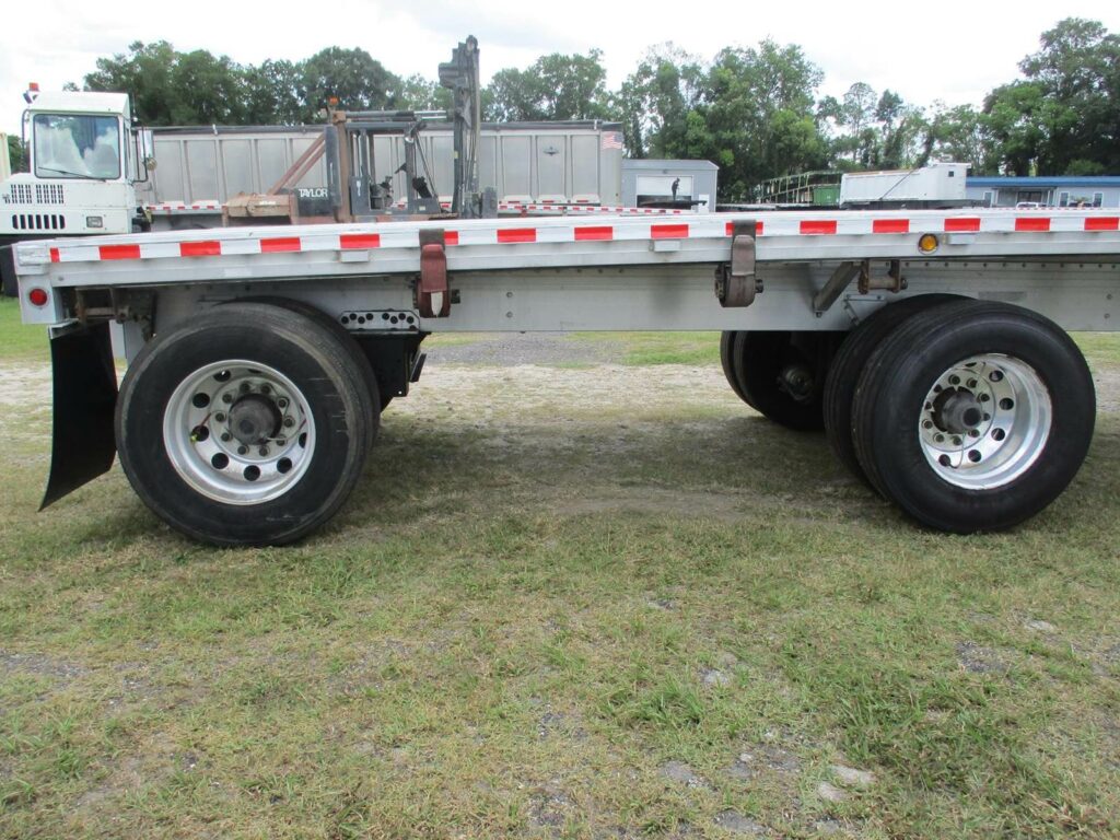 2014 Reitnouer 48X102 ALUMINUM SPREAD AXLE BIG BUBBA