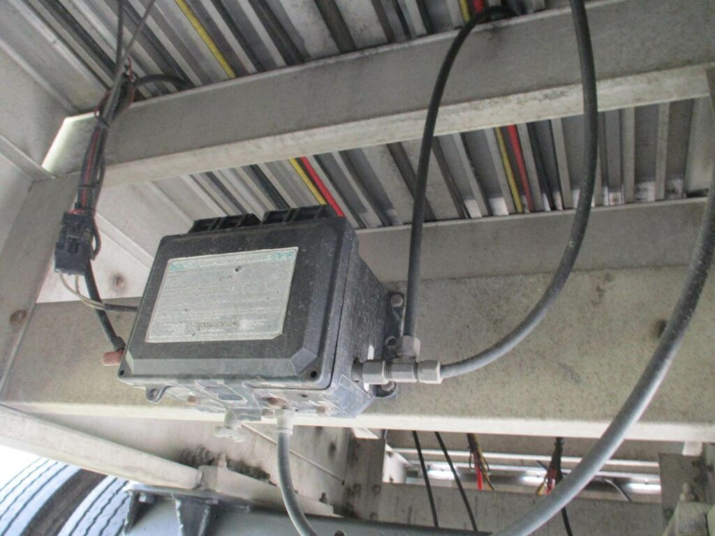 2014 Reitnouer 48X102 ALUMINUM SPREAD AXLE BIG BUBBA