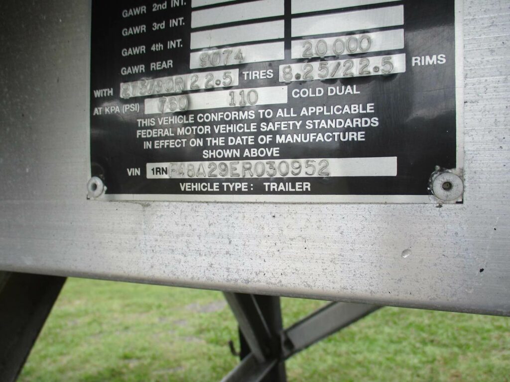 2014 Reitnouer 48X102 ALUMINUM SPREAD AXLE BIG BUBBA