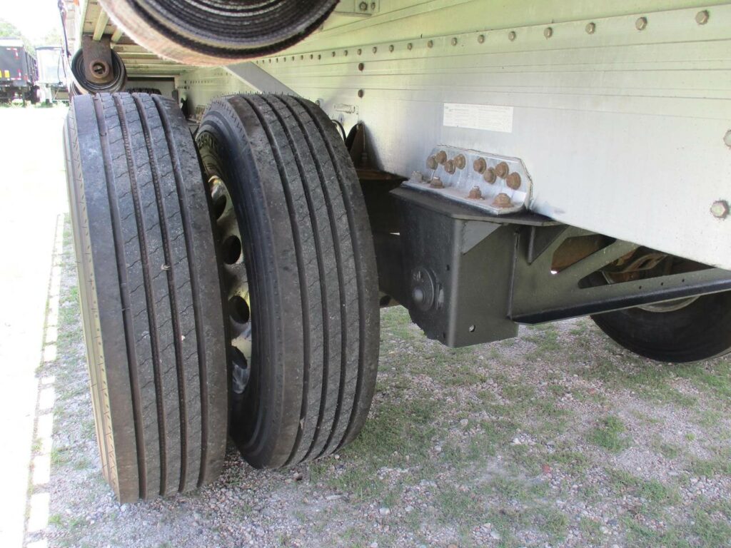 2014 Reitnouer 48X102 BIG BUBBA SPREAD AXLE FLATBED