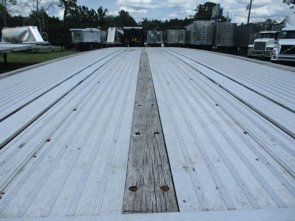 2014 Reitnouer 48X102 ALUMINUM SPREAD AXLE BIG BUBBA