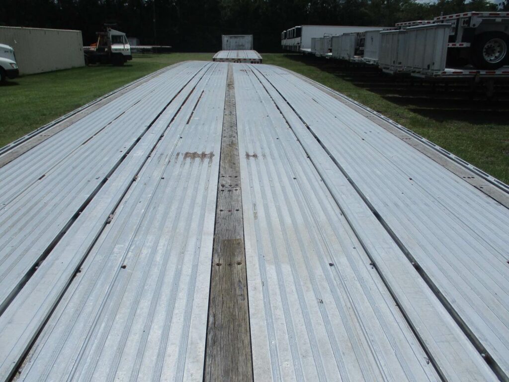 2014 Reitnouer 48X102 ALUMINUM SPREAD AXLE BIG BUBBA