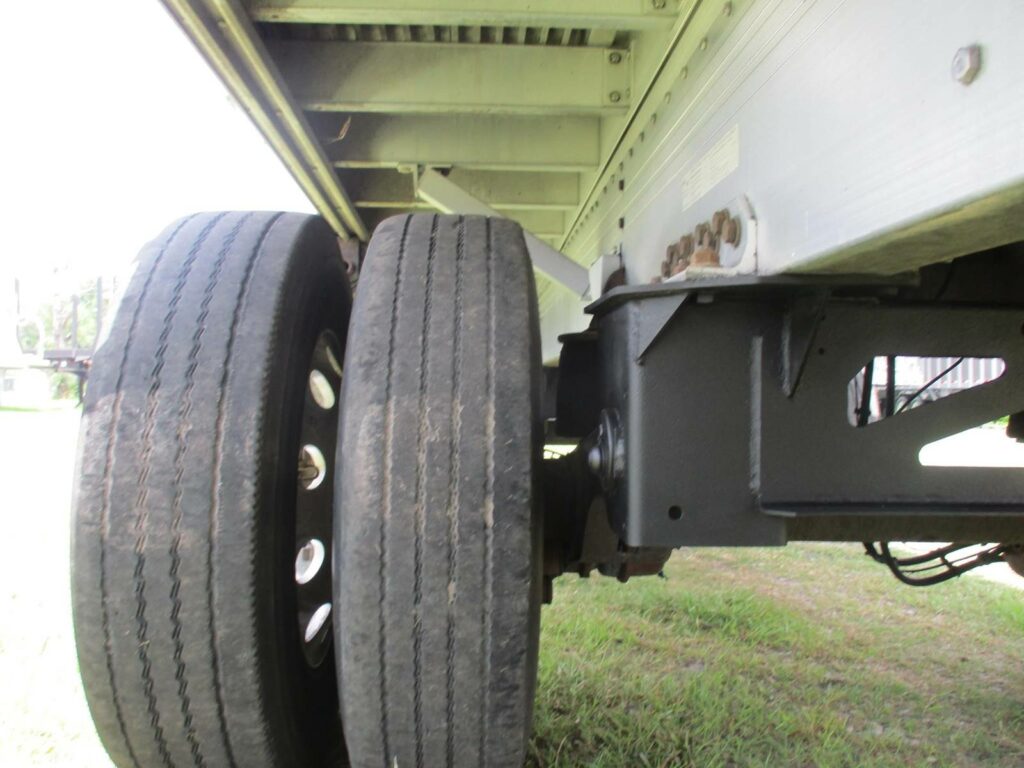 2014 Reitnouer 48X102 ALUMINUM SPREAD AXLE BIG BUBBA