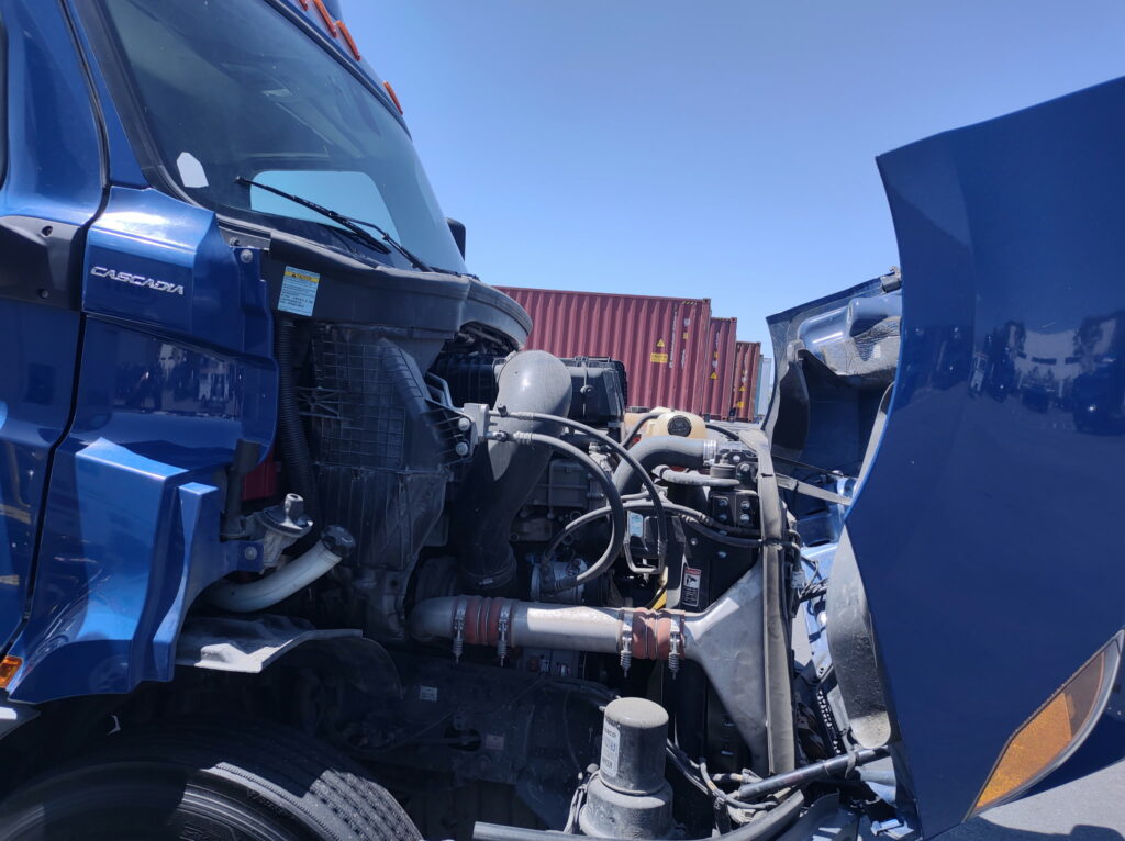 2019 Freightliner Day Cab
