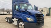 2021 Freightliner Day Cab