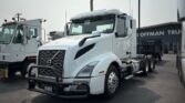2020 Volvo VNL64T300