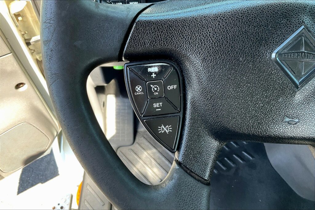 2020 CUM LT625 6×4 Day Cab